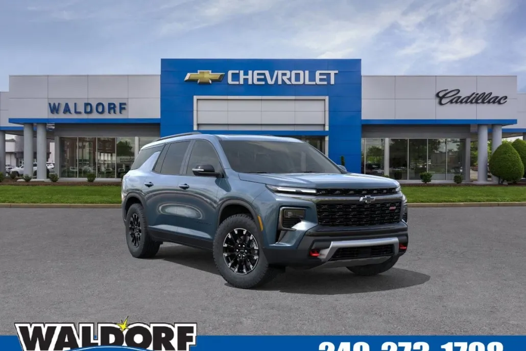 2026 Chevrolet Traverse Z71 photo 1