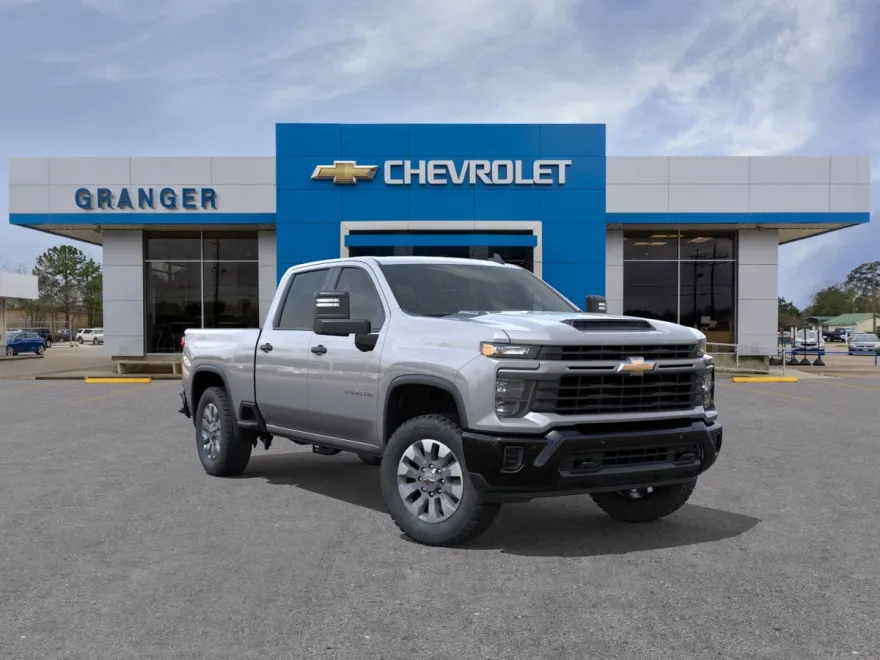 2026 Chevrolet Silverado 2500HD Custom photo 1