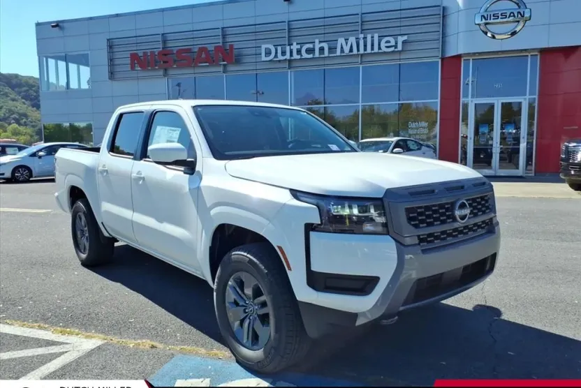 2026 Nissan Frontier SV photo 1