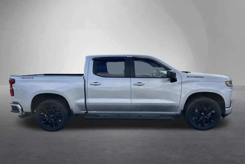 2020 Chevrolet Silverado 1500 RST photo 1
