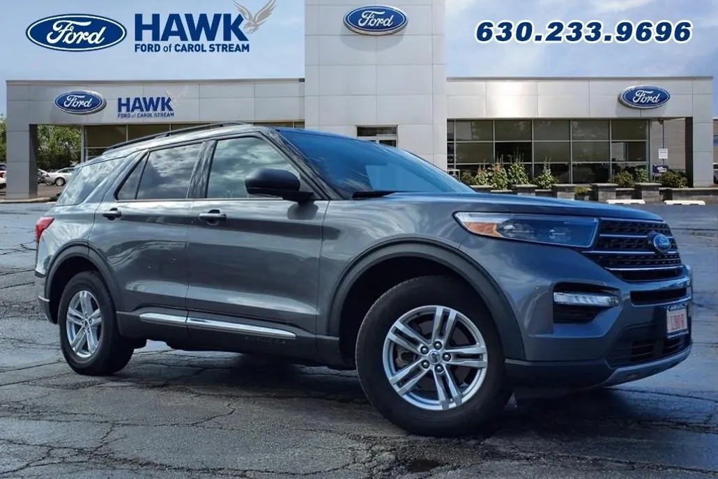 2022 Ford Explorer XLT photo 1
