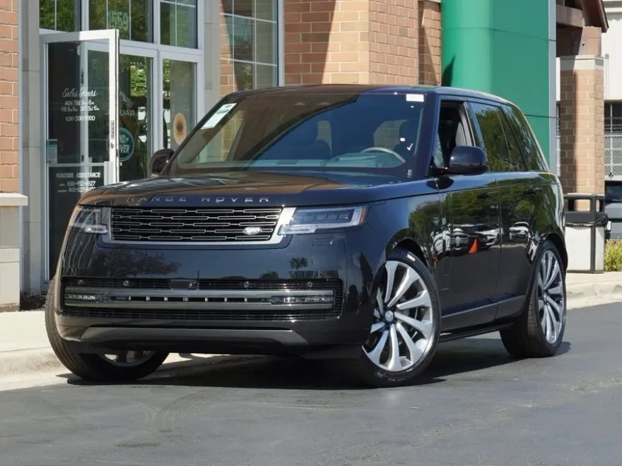 2025 Land Rover Range Rover SE photo 1