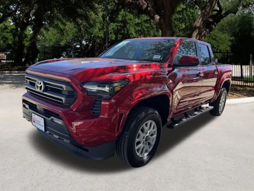 2025 Toyota Tacoma 4x4 SR5 photo 1