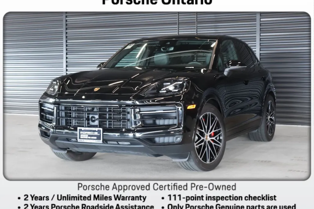 2025 Porsche Cayenne S photo 1