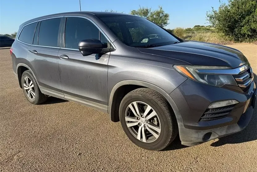2017 Honda Pilot EX-L photo 1