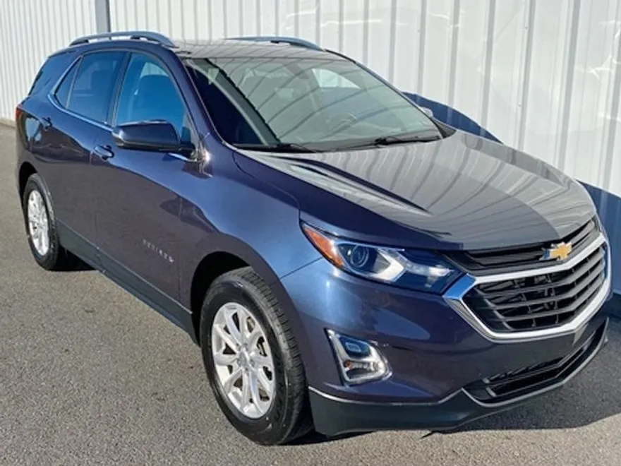 2019 Chevrolet Equinox LT photo 1