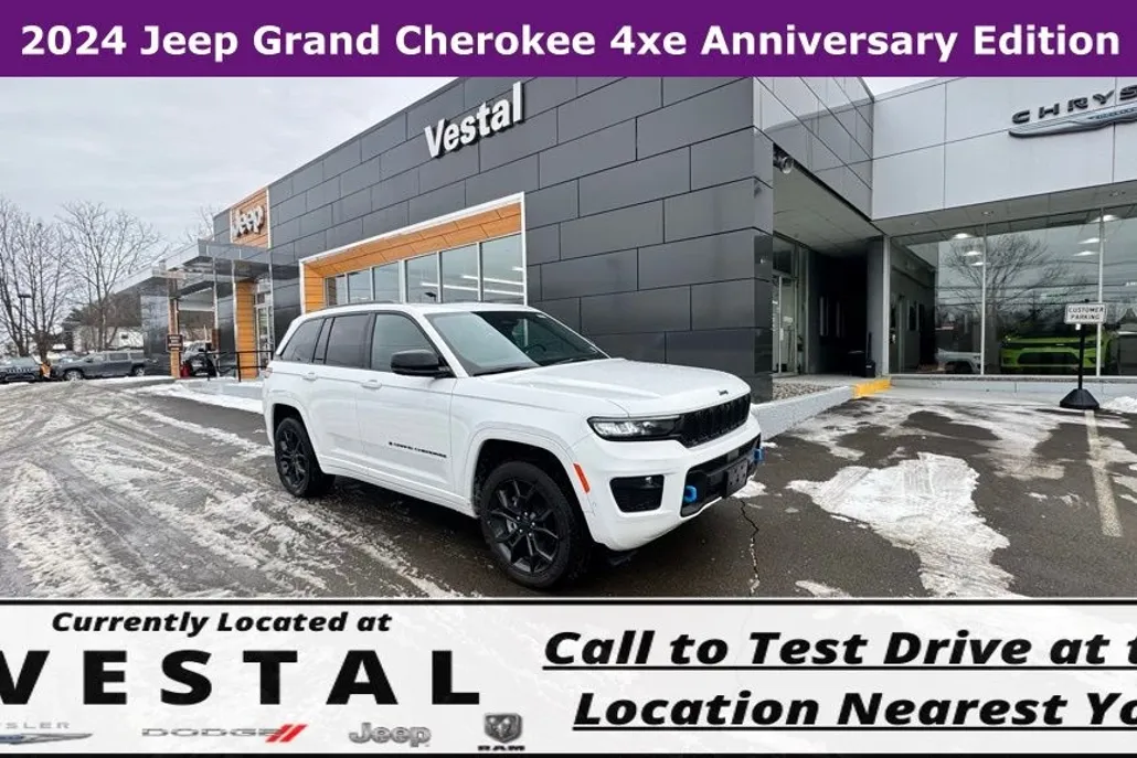 2024 Jeep Cherokee 4xe Anniversary Edition photo 1