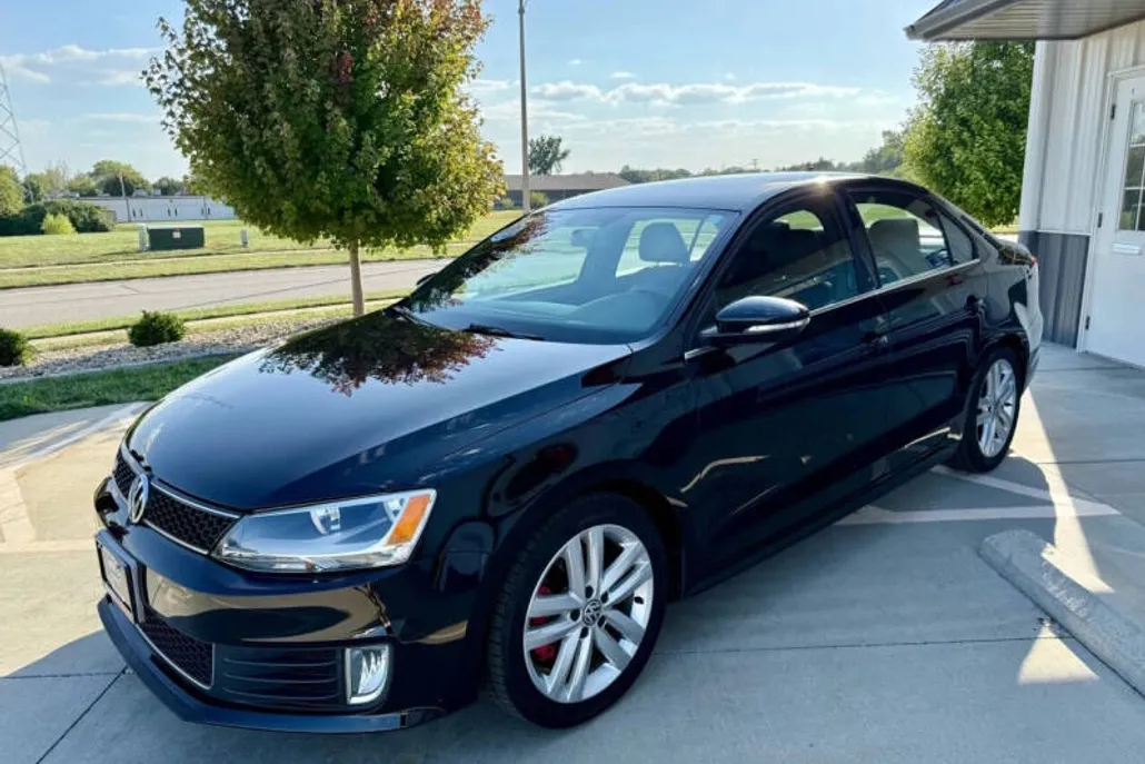 2014 Volkswagen Jetta 2.0T GLI photo 1