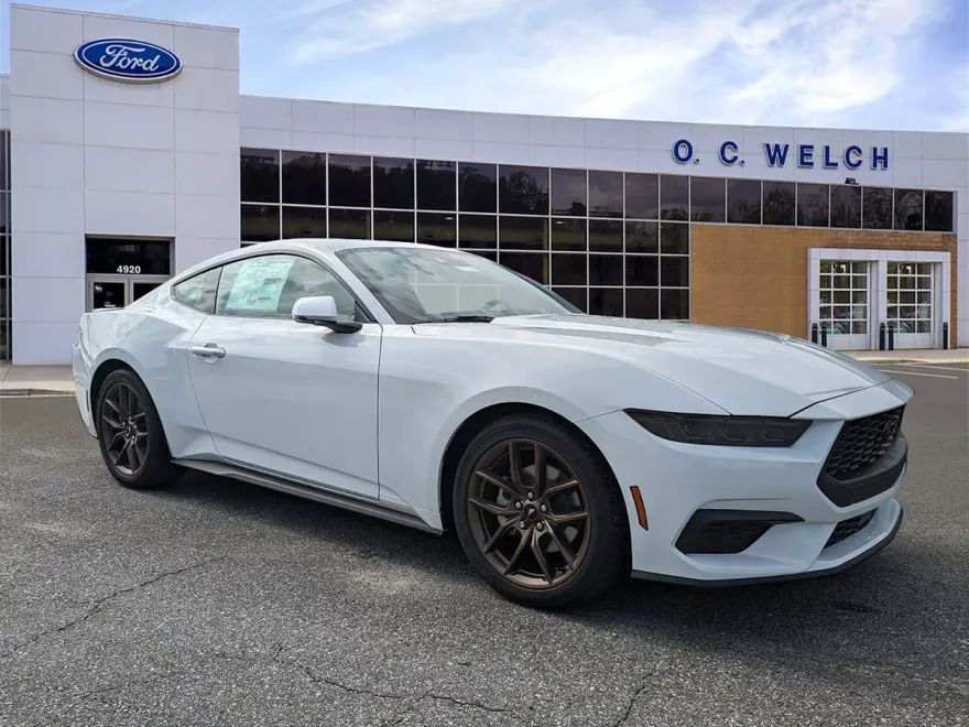 2025 Ford Mustang EcoBoost Premium photo 1