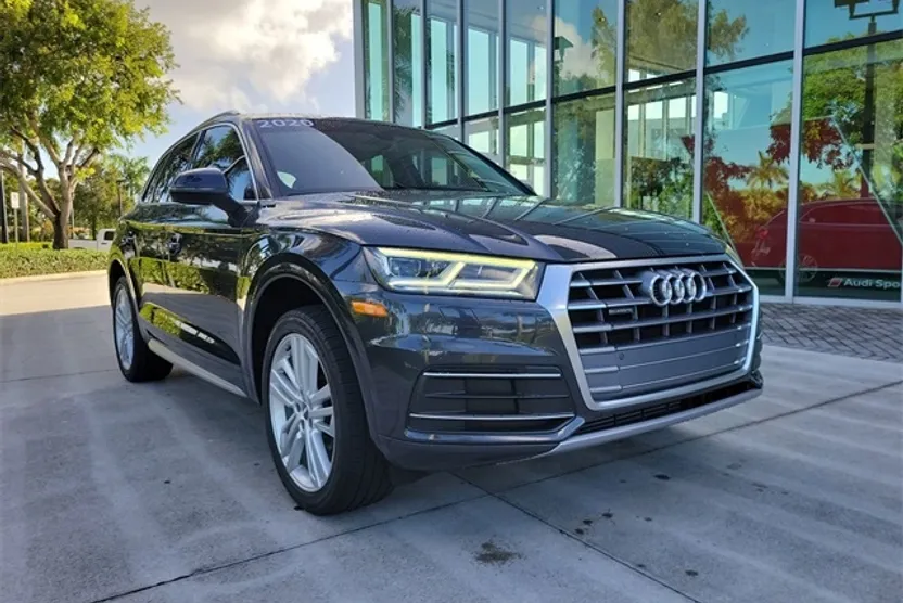 2020 Audi Q5 45 Premium Plus photo 1