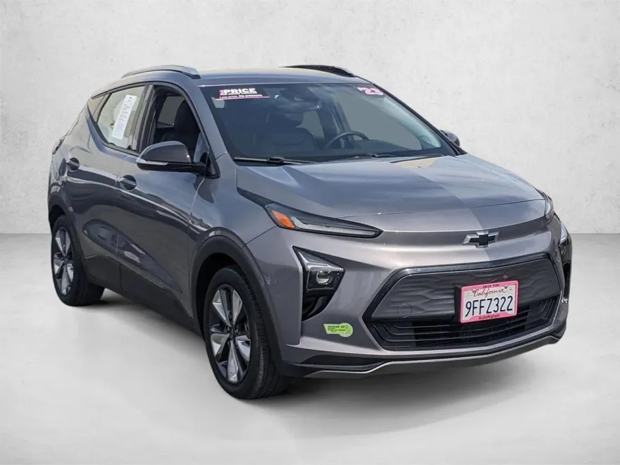 2023 Chevrolet Bolt EUV photo 1