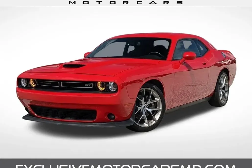 2022 Dodge Challenger GT photo 1