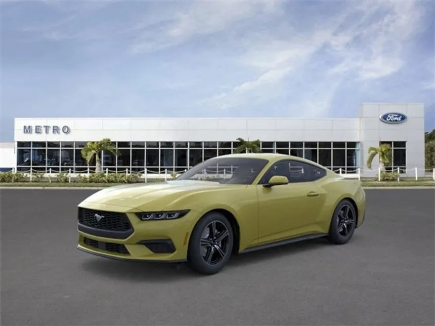 2025 Ford Mustang EcoBoost photo 1