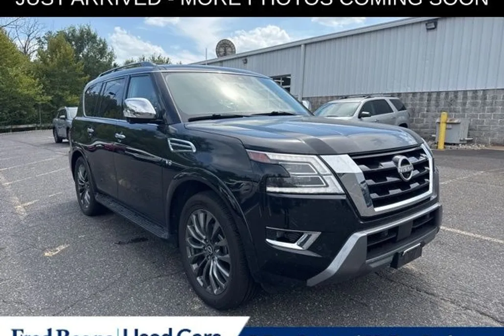 2022 Nissan Armada Platinum photo 1