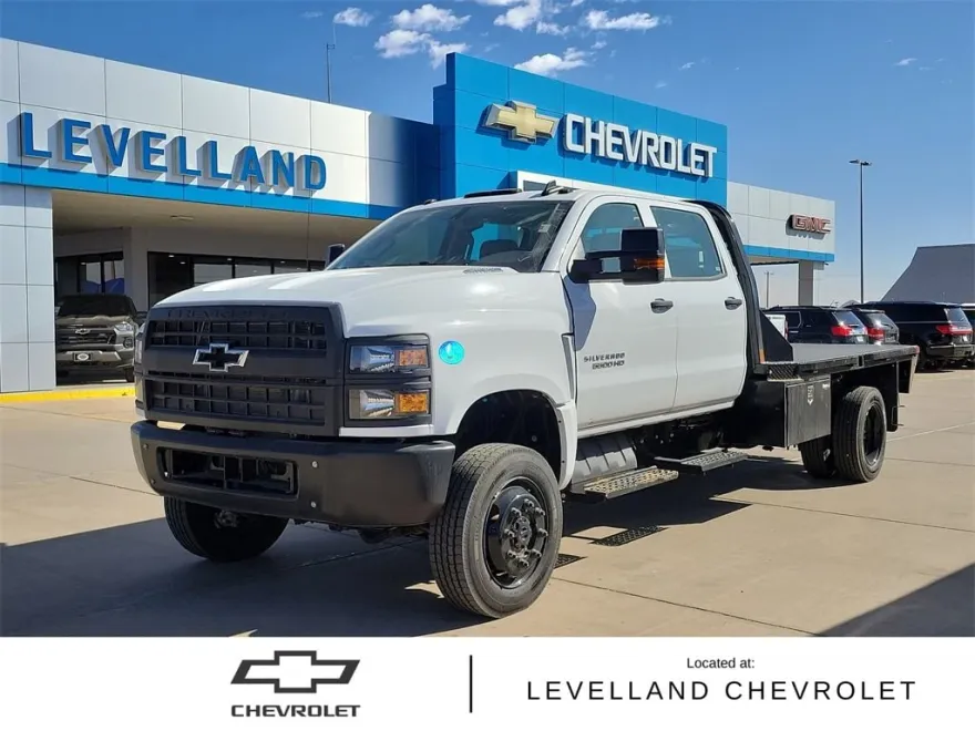 2024 Chevrolet Silverado 5500HD Work Truck photo 1