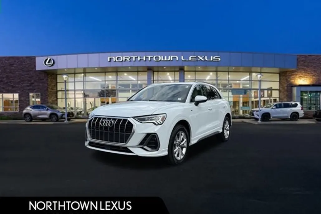 2022 Audi Q3 Premium Plus S line photo 1