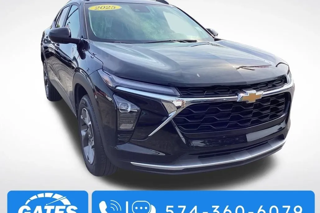 2025 Chevrolet Trax LT photo 1