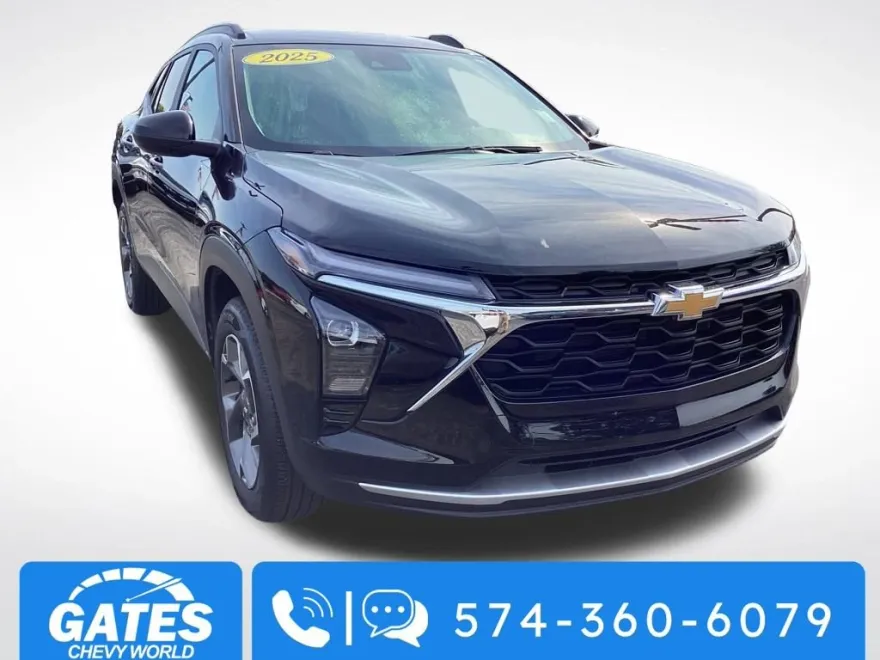 2025 Chevrolet Trax LT photo 1