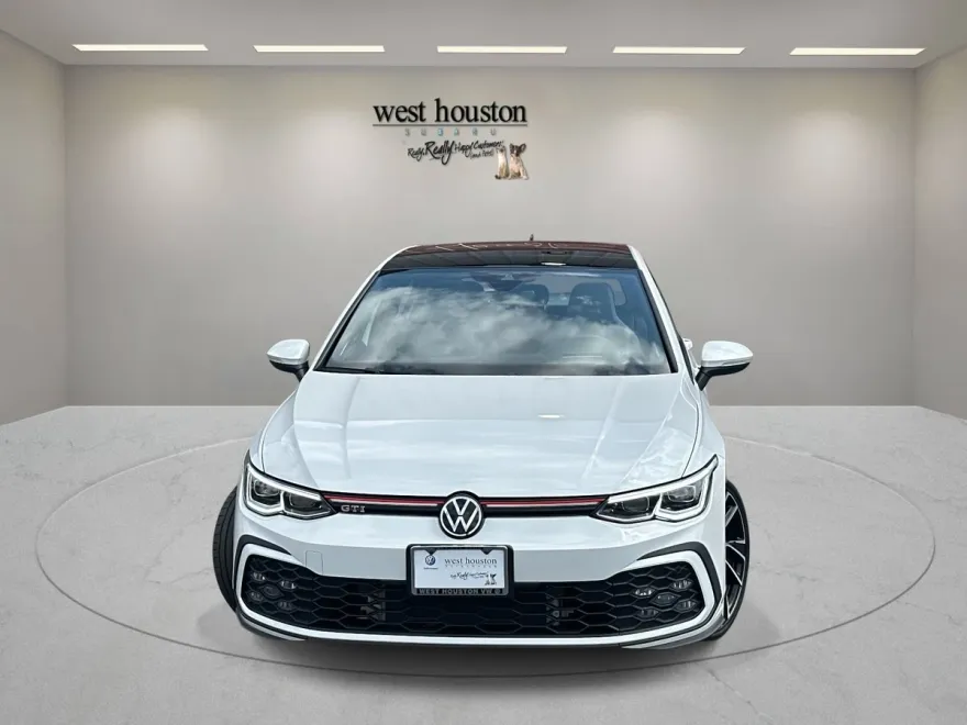 2024 Volkswagen Golf GTI Autobahn photo 1
