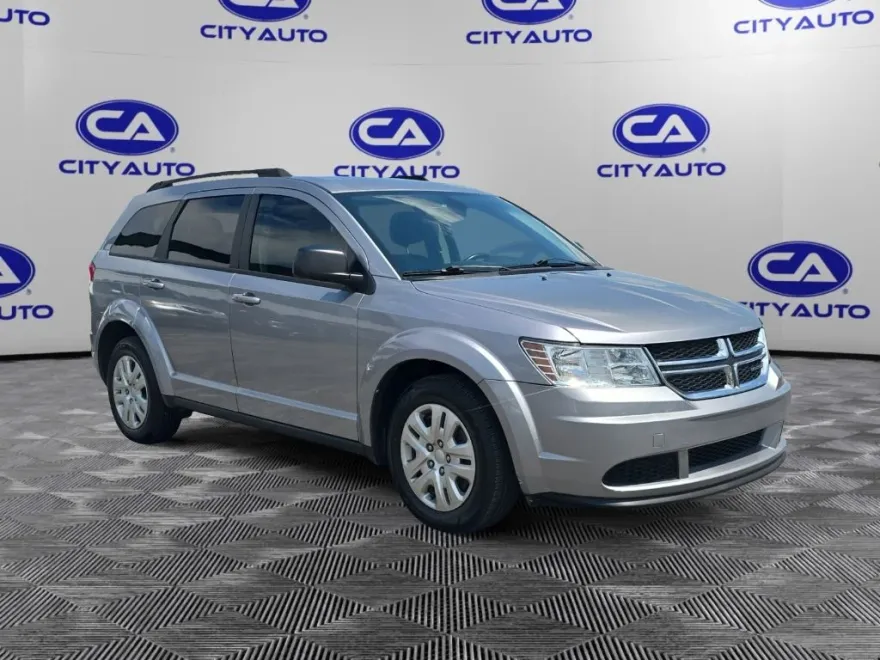 2018 Dodge Journey SE photo 1