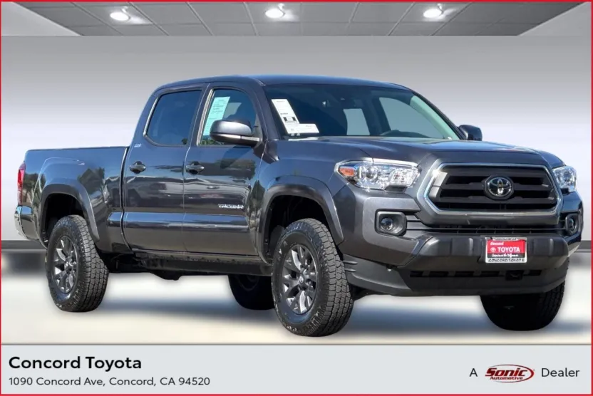 2021 Toyota Tacoma SR5 photo 1