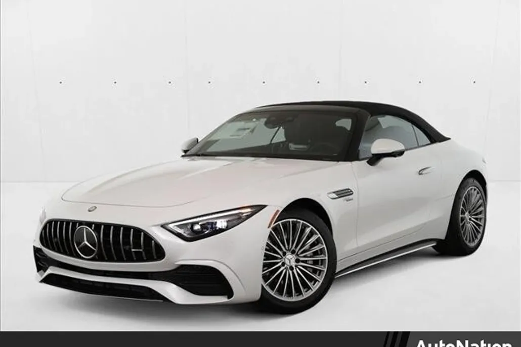 2025 Mercedes Benz SL AMG 43 photo 1
