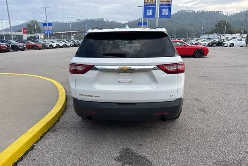2020 Chevrolet Traverse Cloth photo 1