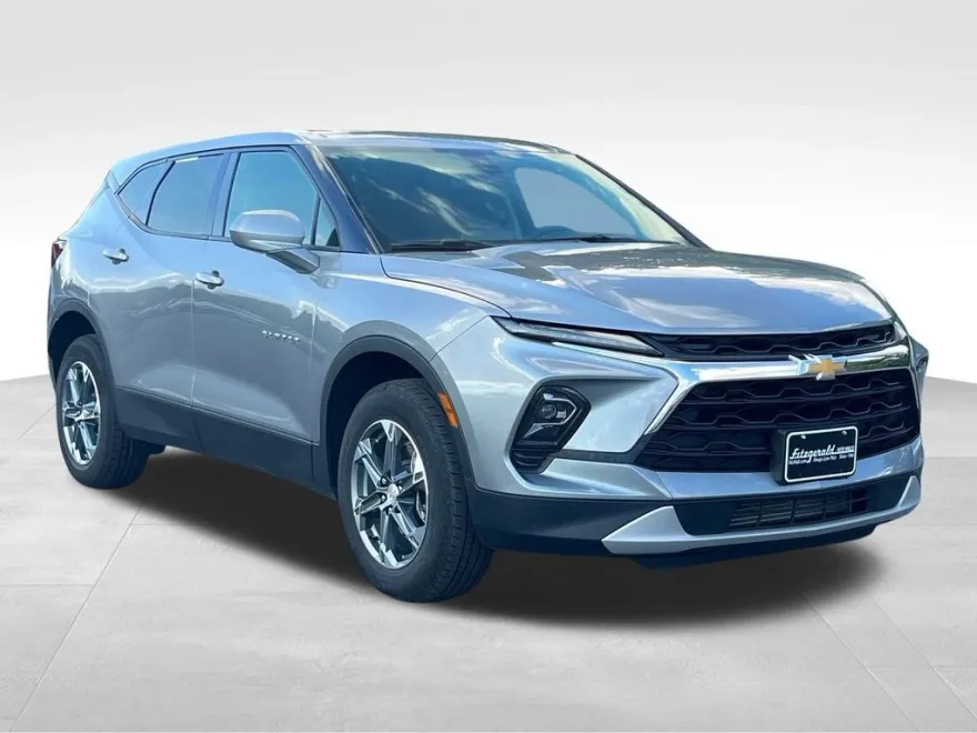 2025 Chevrolet Blazer 2LT photo 1