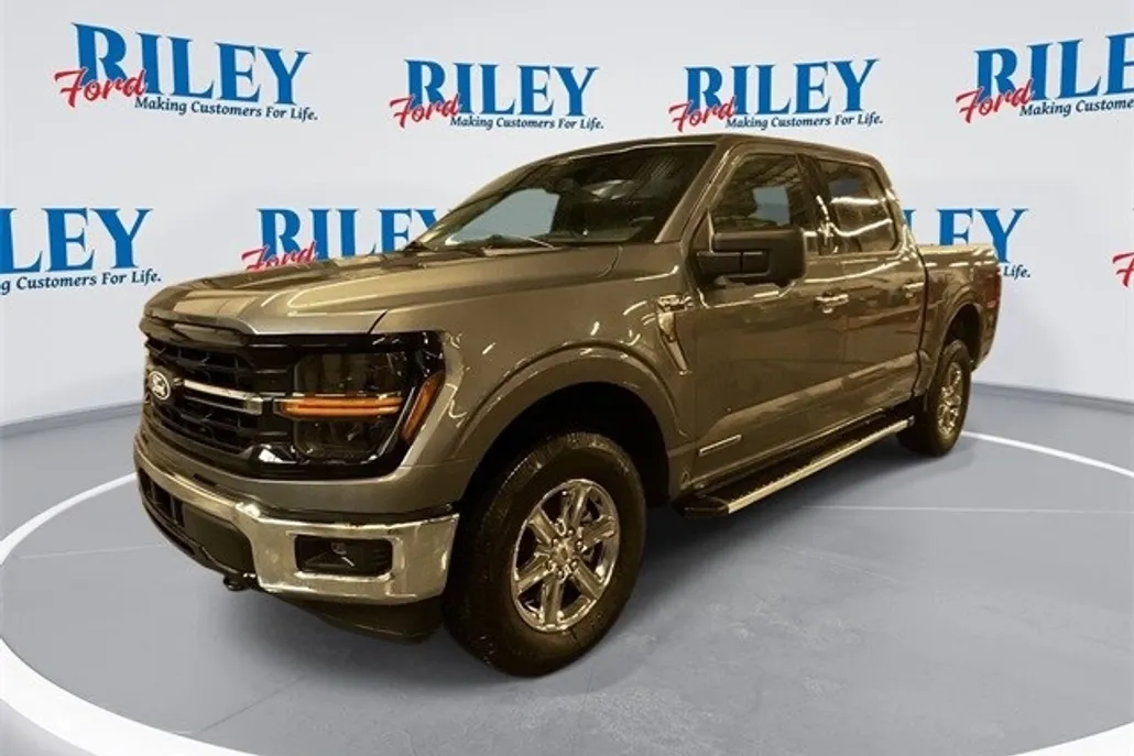 2024 Ford F-150 XLT photo 1