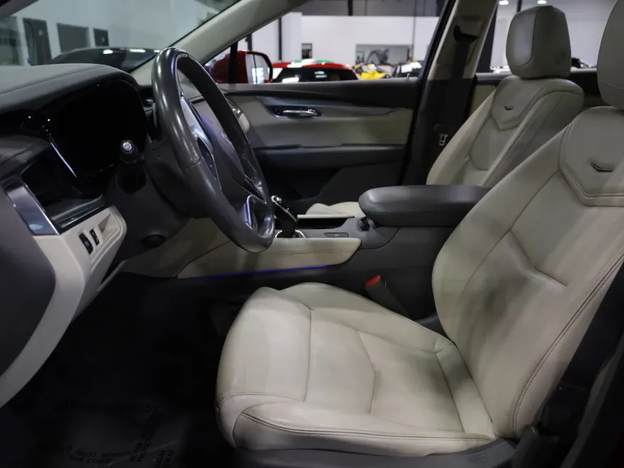 2019 Cadillac XT5 Luxury photo 1