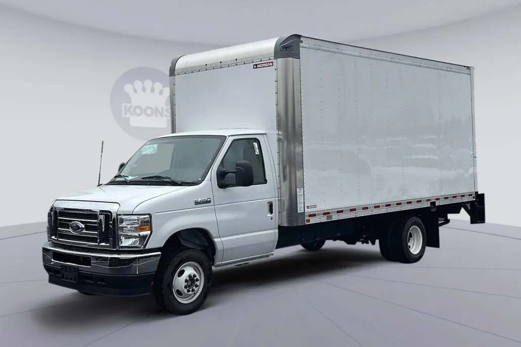 2025 Ford E-450 photo 1