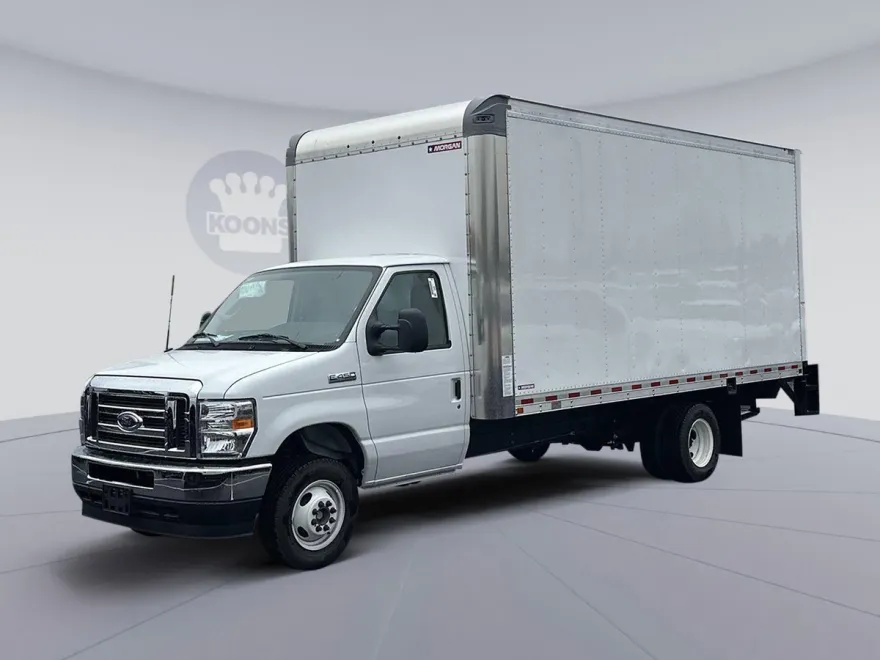 2025 Ford E-450 photo 1