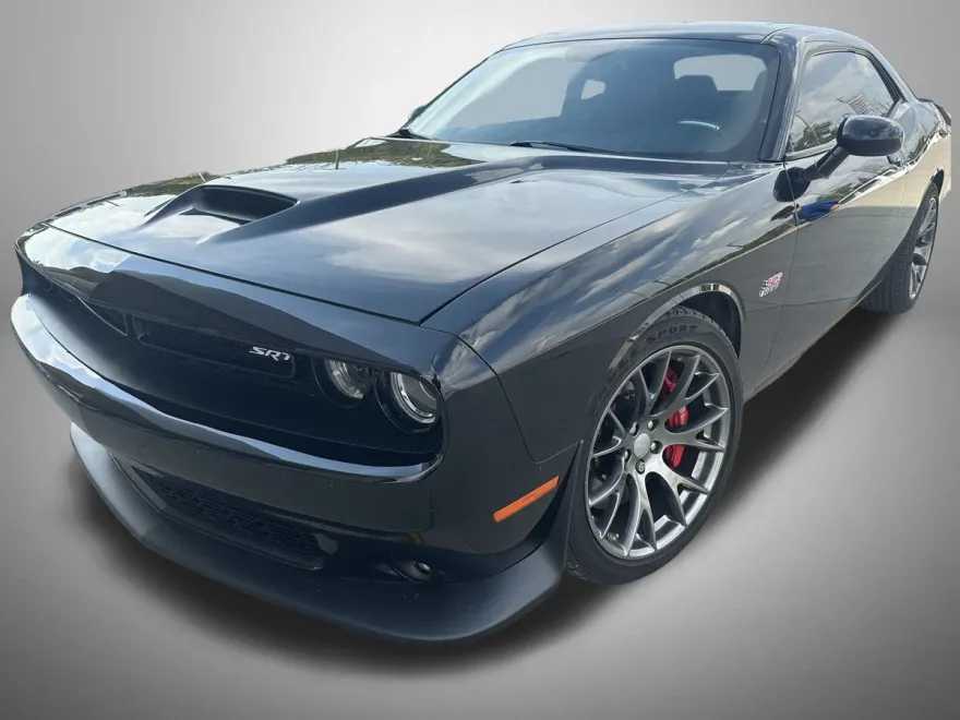 2016 Dodge Challenger SRT8 392 photo 1