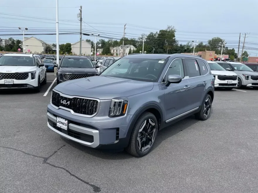 2025 Kia Telluride EX photo 1