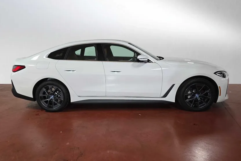 2024 Bmw i4 eDrive35 photo 1
