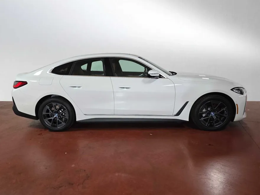 2024 Bmw i4 eDrive35 photo 1