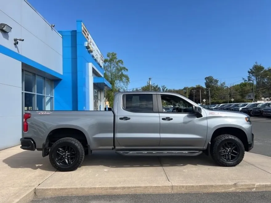 2022 Chevrolet Silverado 1500 LT Trail Boss photo 1
