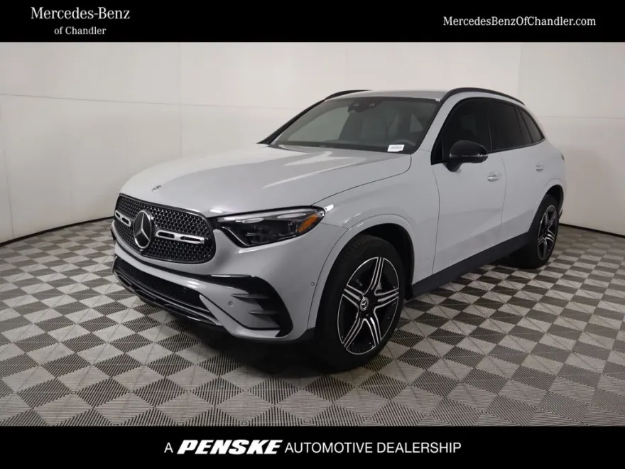 2025 Mercedes Benz GLC 300 photo 1