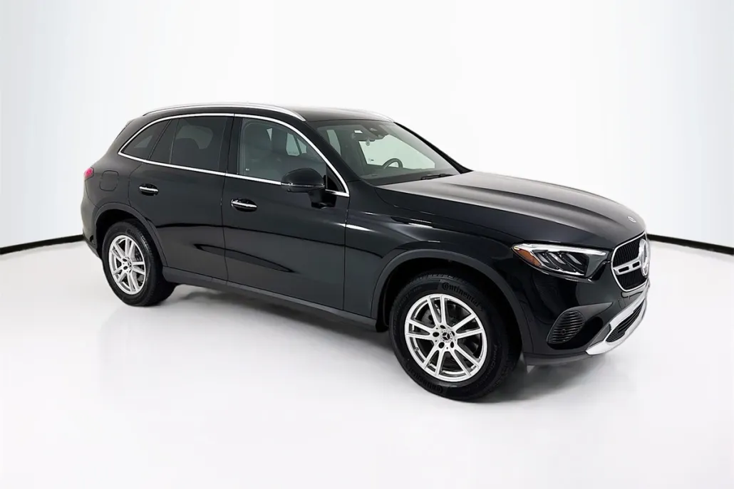 2025 Mercedes Benz GLC 300 photo 1