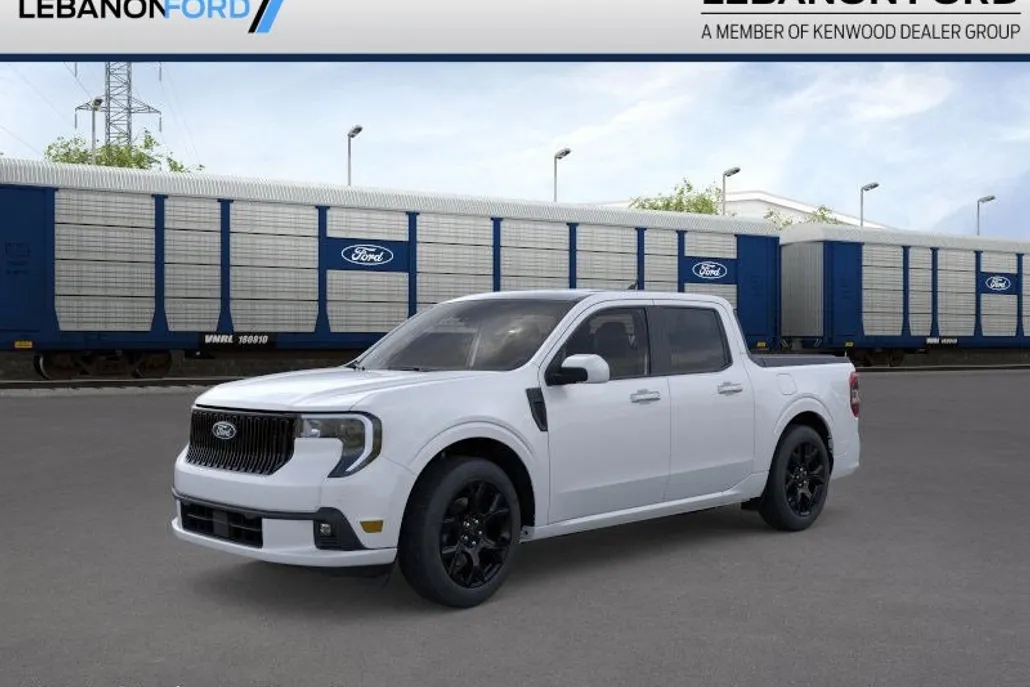 2025 Ford Maverick photo 1