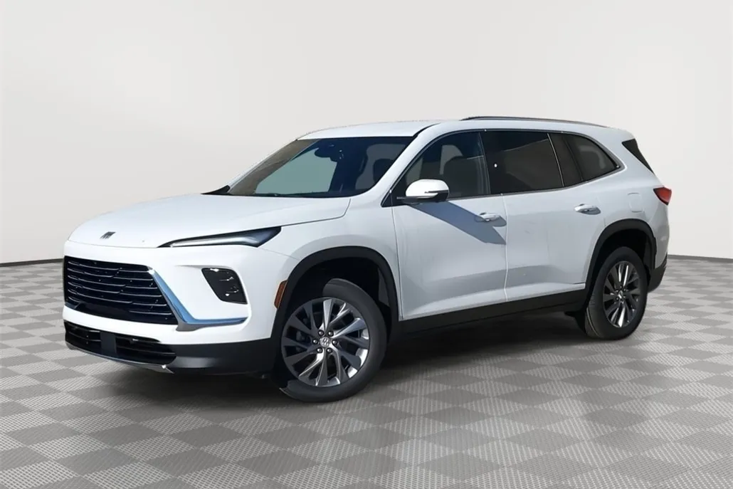 2025 Buick Enclave Preferred photo 1