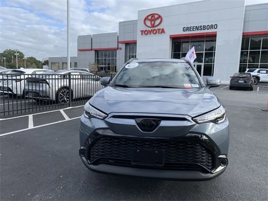 2024 Toyota Corolla Hybrid SE photo 1