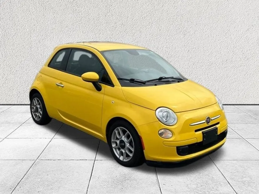 2015 Fiat 500 Pop photo 1