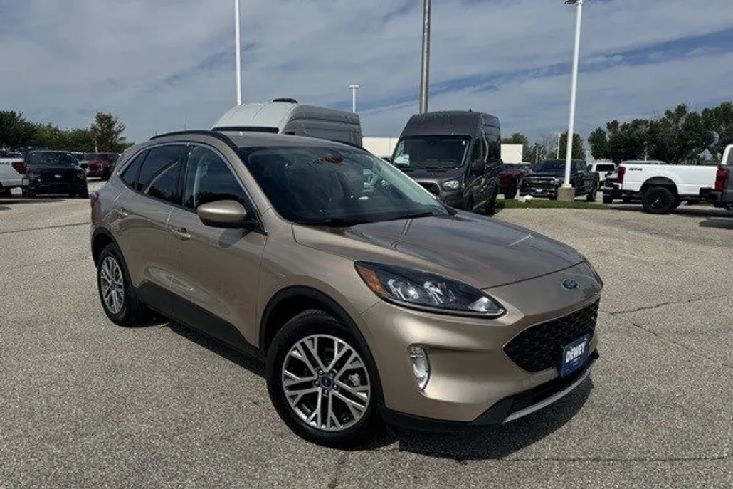 2021 Ford Escape SEL Hybrid photo 1