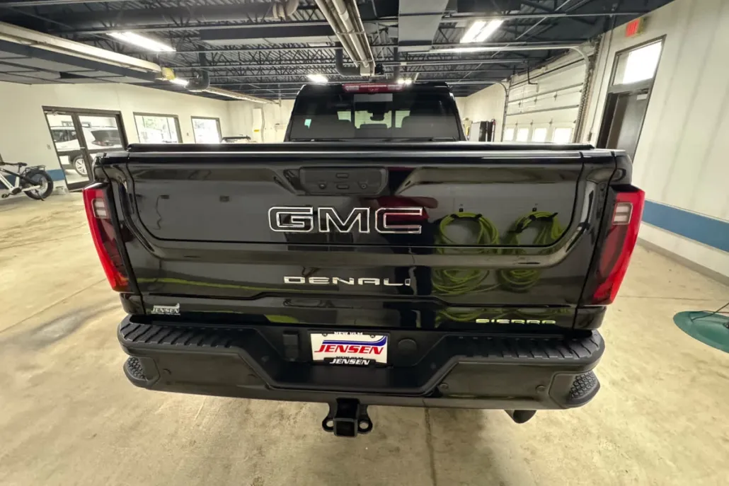 2024 Gmc Sierra HD photo 1