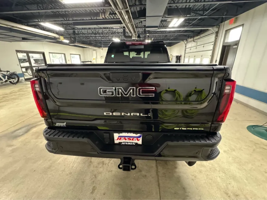 2024 Gmc Sierra HD photo 1