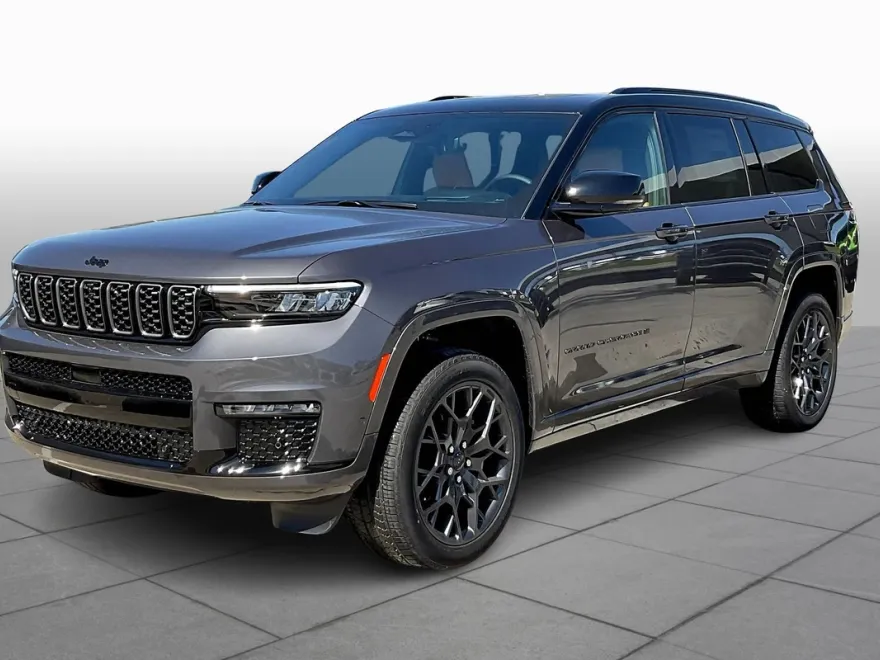 2025 Jeep Grand Cherokee L Summit photo 1