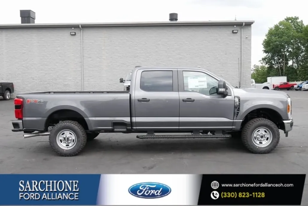 2025 Ford F-250 photo 1