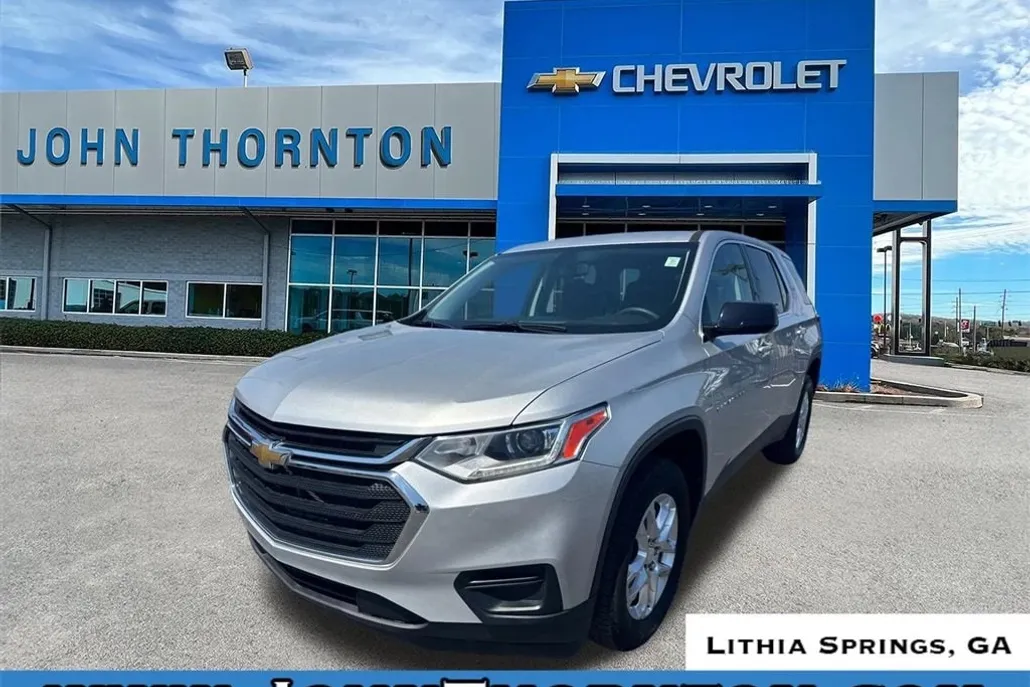 2020 Chevrolet Traverse LS photo 1