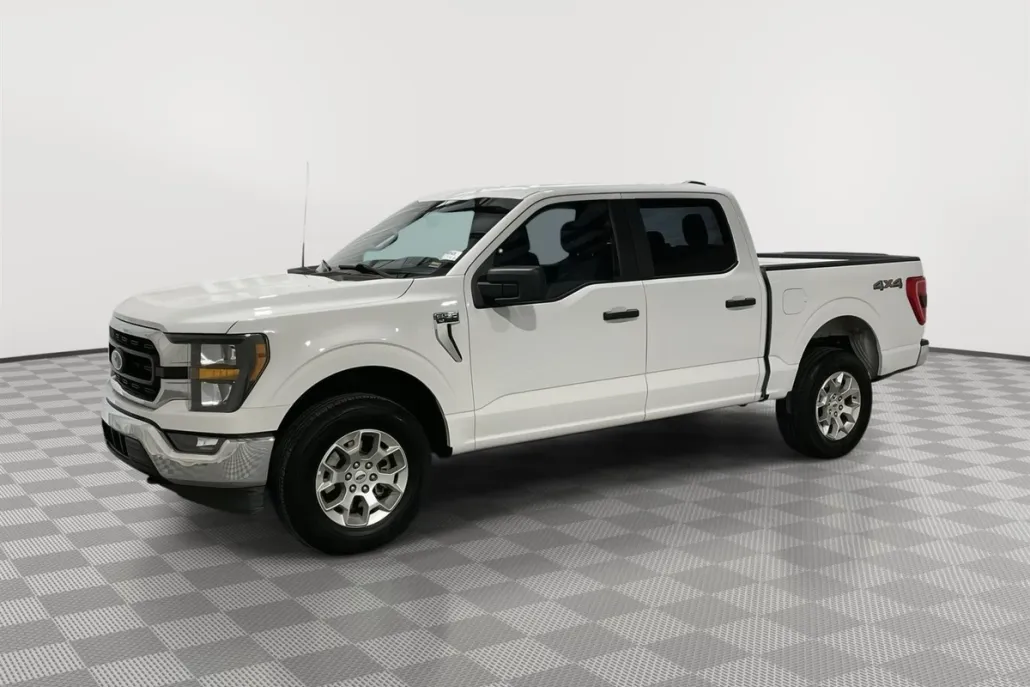 2023 Ford F-150 XLT photo 1